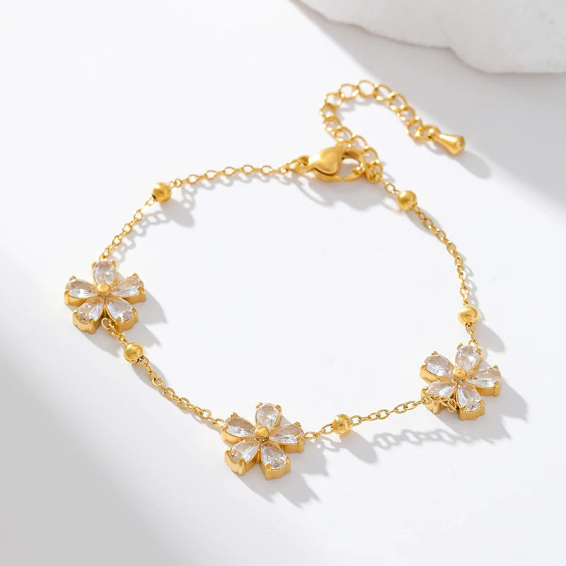 Glam Clover Gem